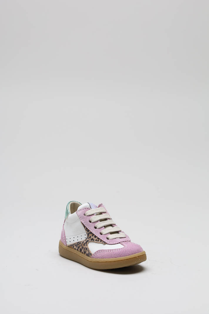 Lila Sneaker image