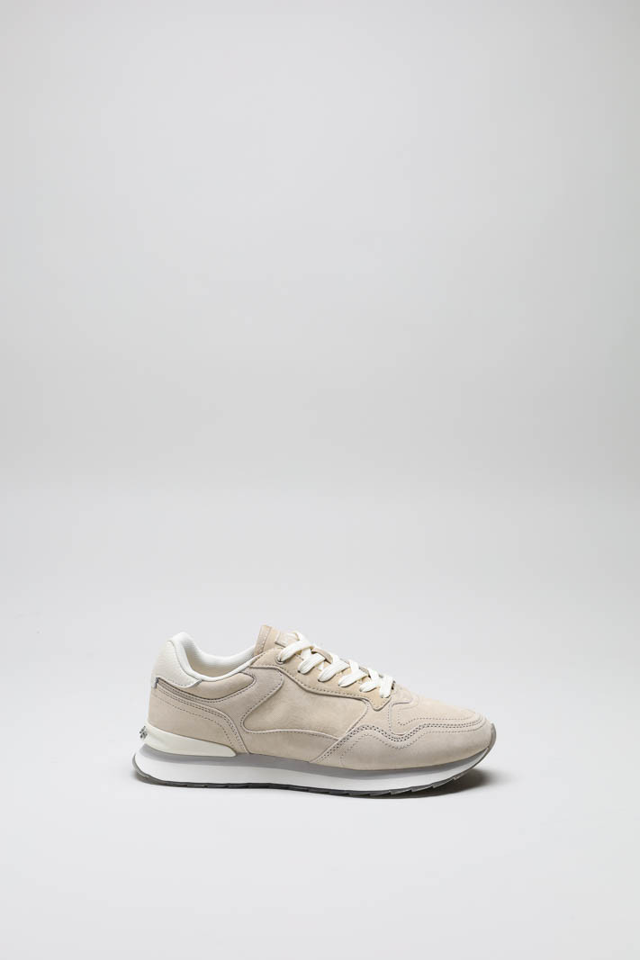 Beige Sneaker