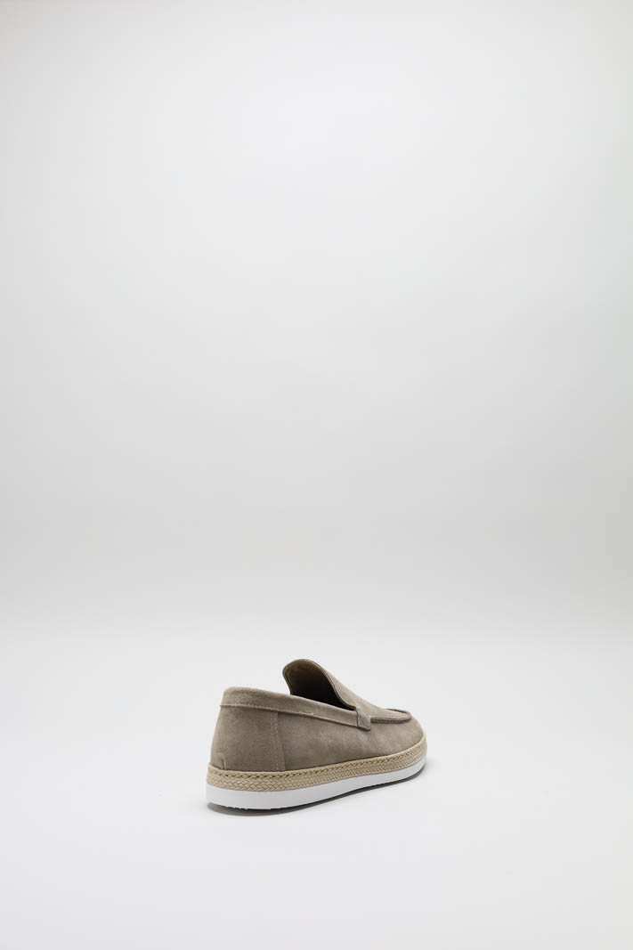 Taupe Mocassin image