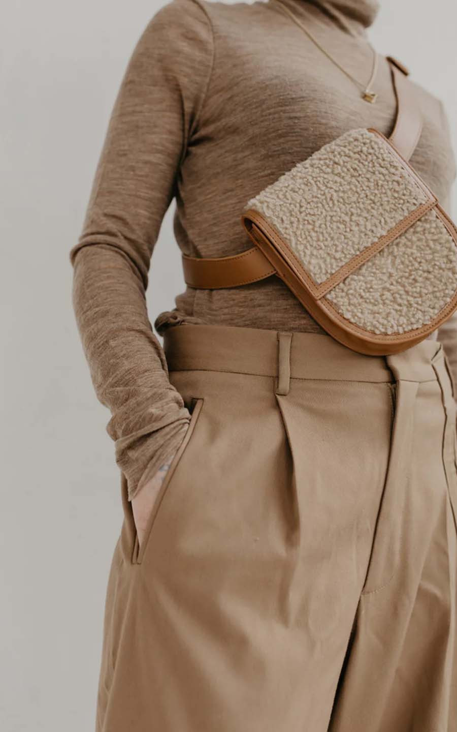 Cognac Cross body image