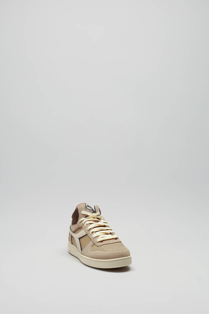 Beige Sneaker image