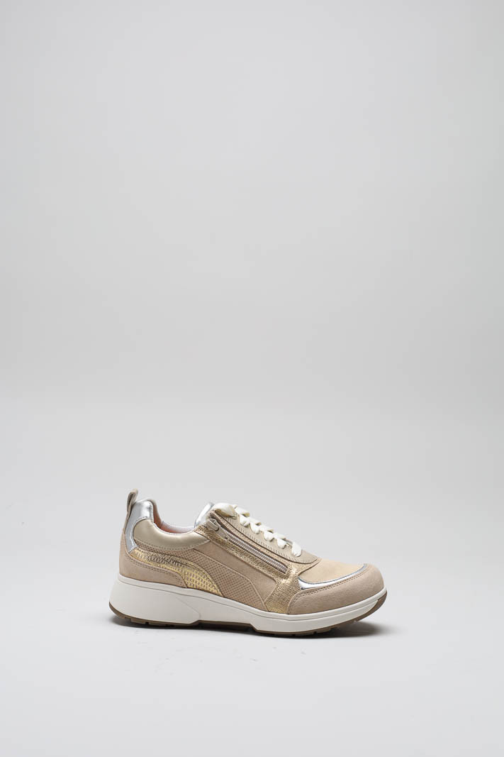 Beige Sneaker