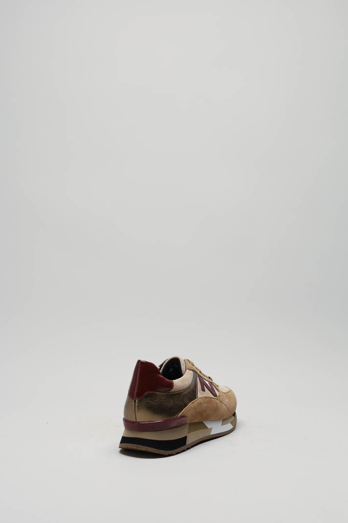 Camel Sneaker image