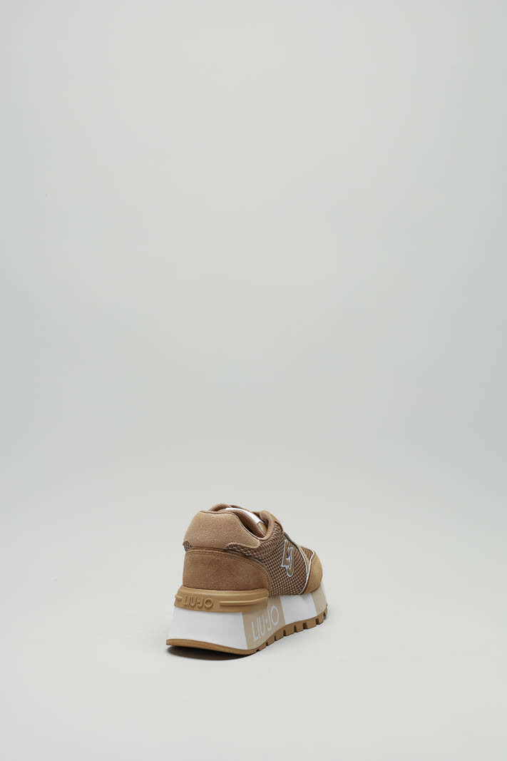 Camel Sneaker image