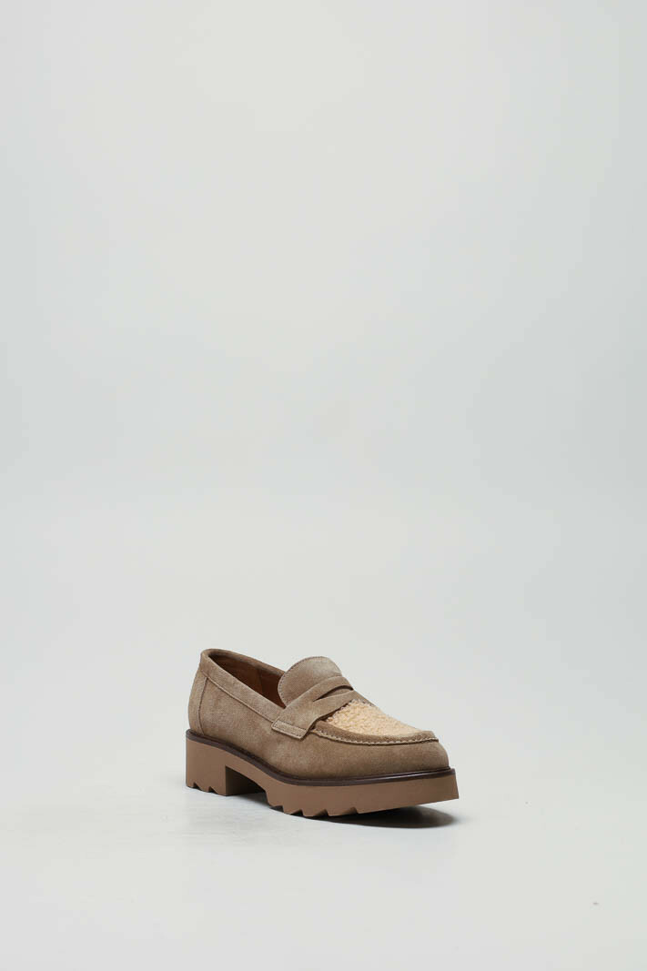 Beige Mocassin image