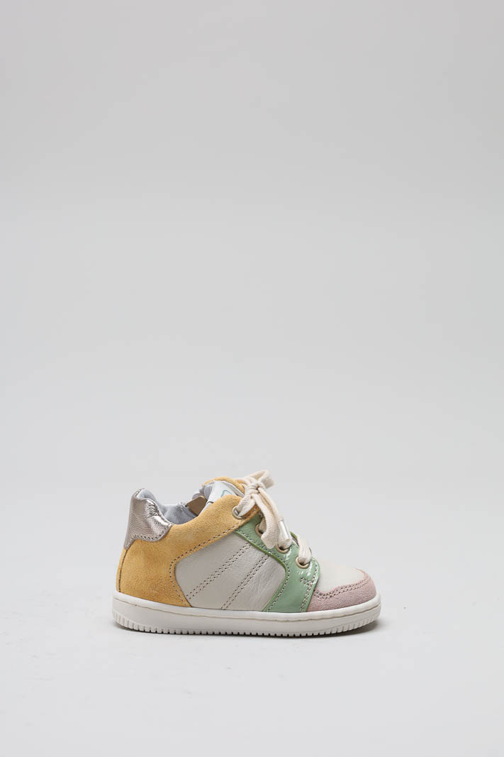 Ecru Sneaker