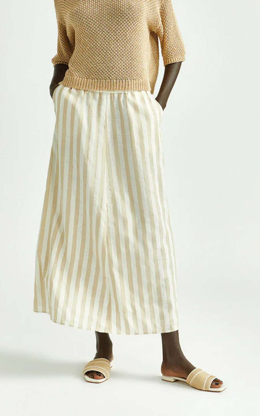 Beige Rok image