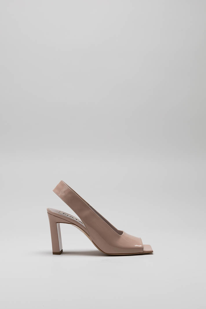 Nude Pump