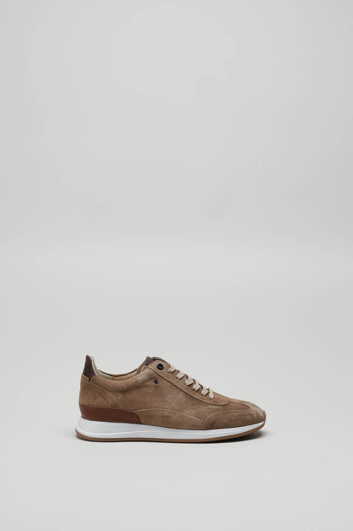 Beige Sneaker