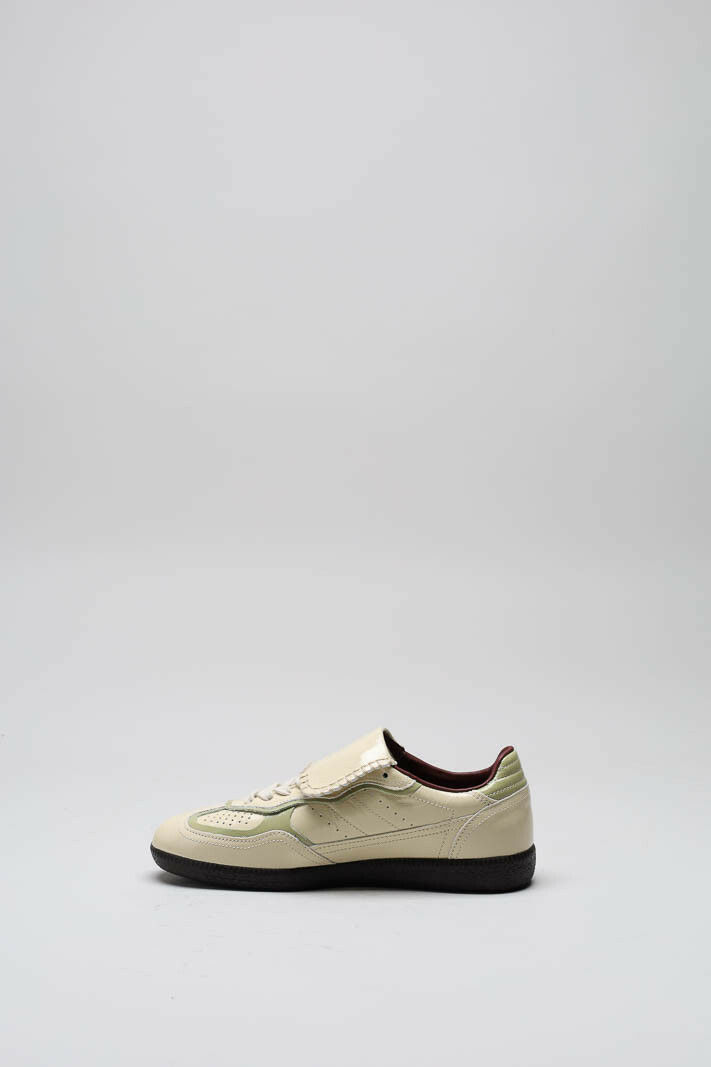 Beige Sneaker image