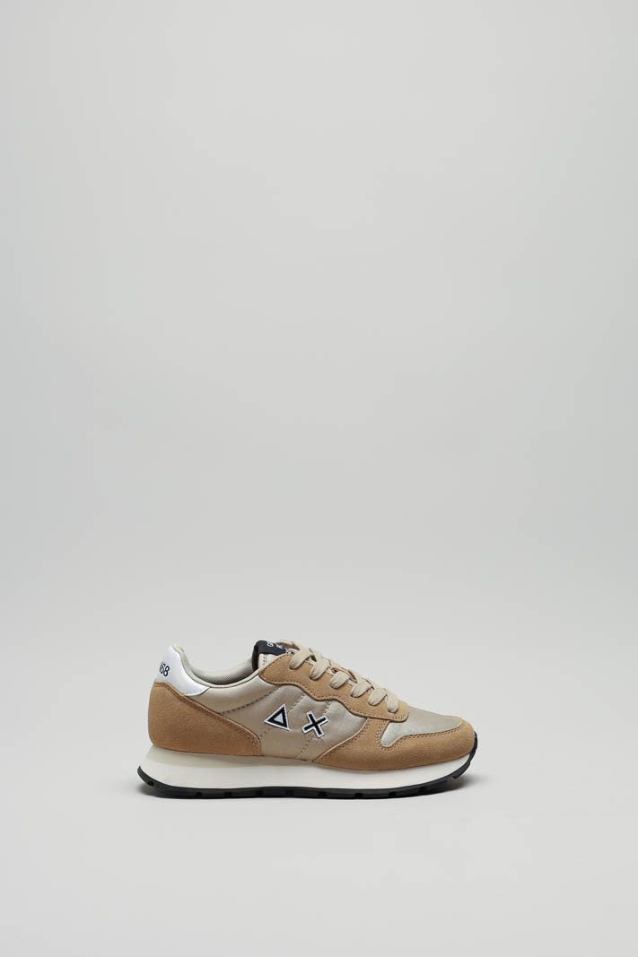 Beige Sneaker