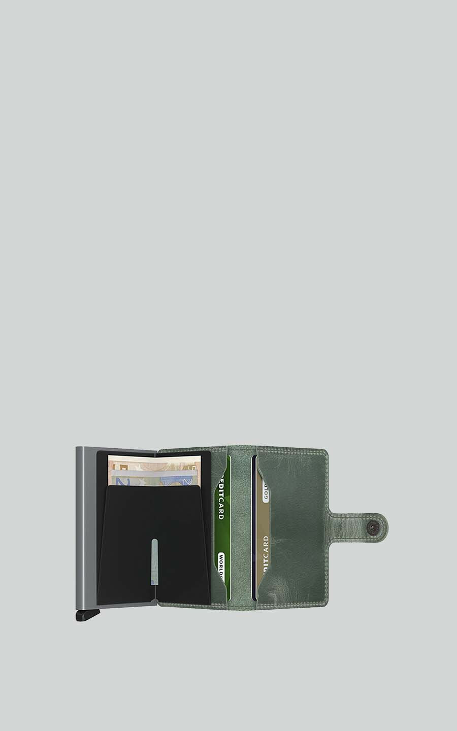 Groen Card protector image