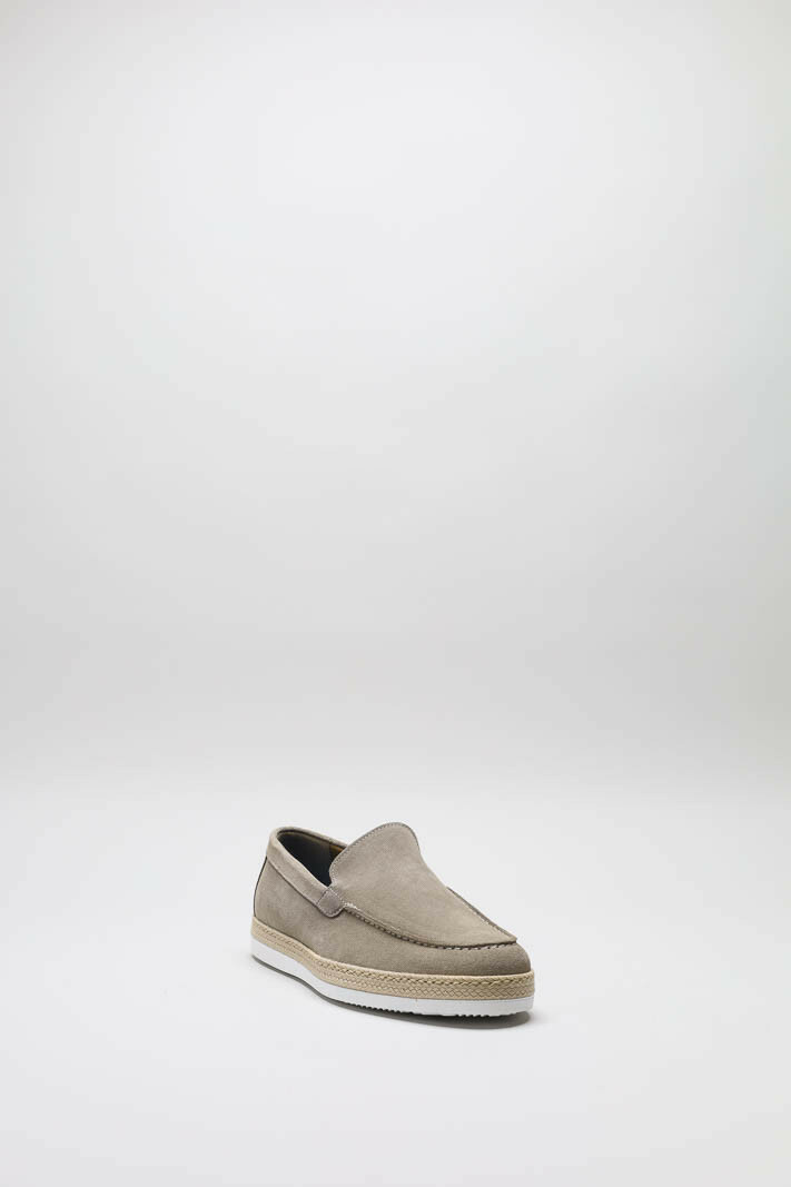 Taupe Mocassin image