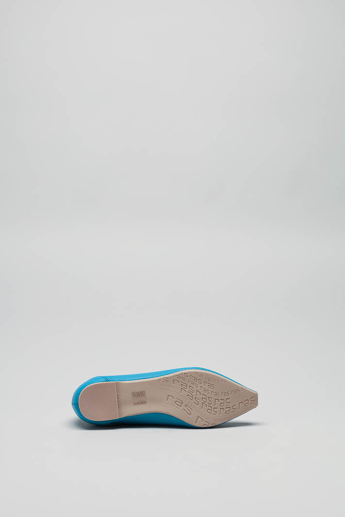 Turquoise Mocassin image