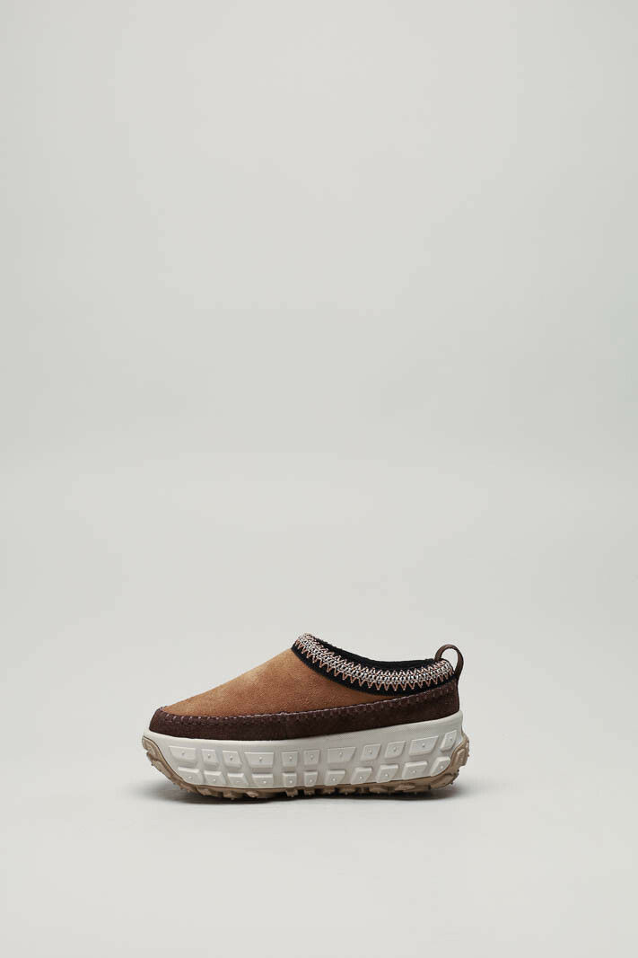 Cognac Slipper image