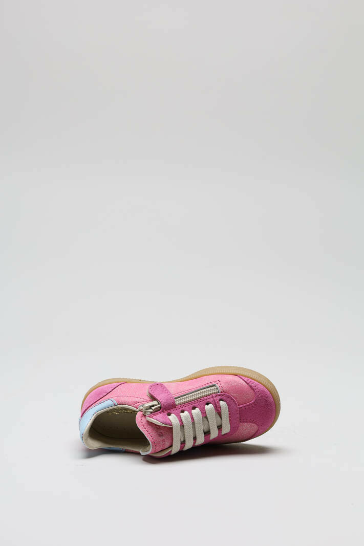 Fuchsia Sneaker image