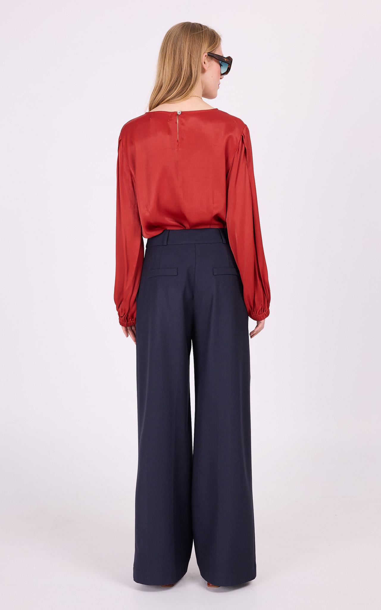 Rood Blouse image