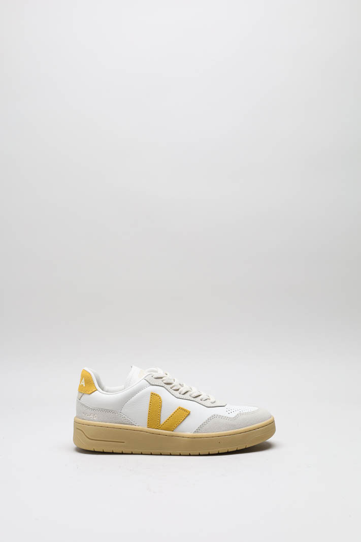 Ecru Sneaker