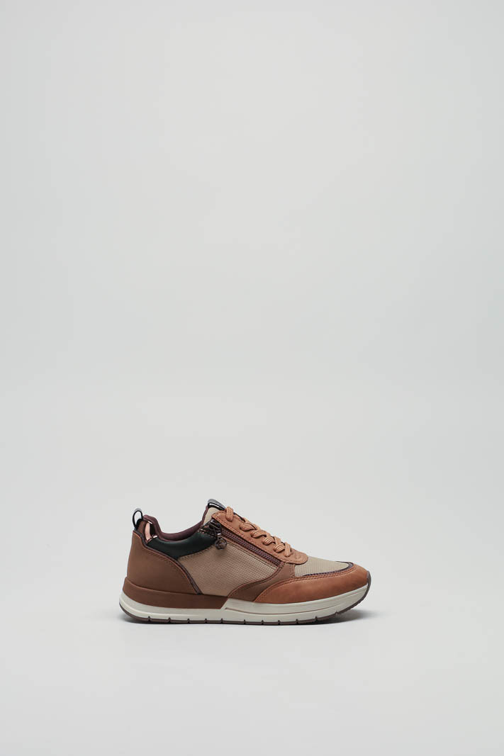 Camel Sneaker