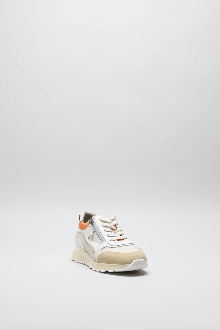 Beige Sneaker image