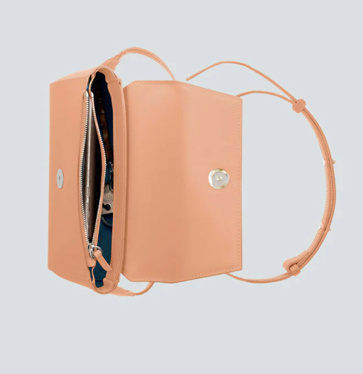 Zalmroze Cross body image