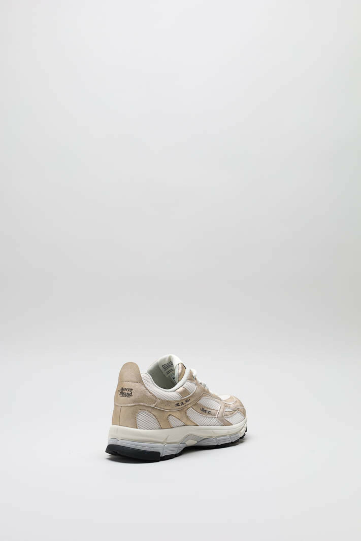 Oudroze Sneaker image