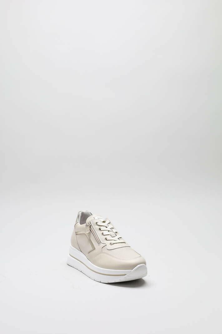 Beige Sneaker image