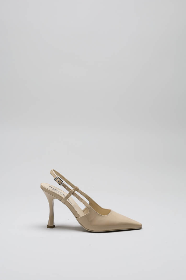 Nude Pump