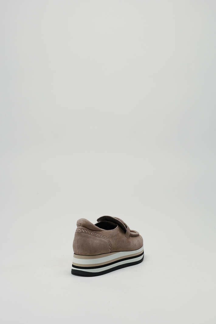 Taupe Mocassin image