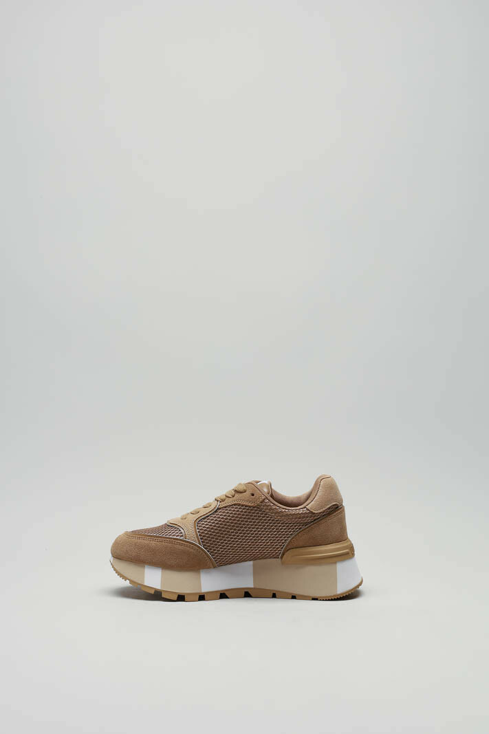 Camel Sneaker image