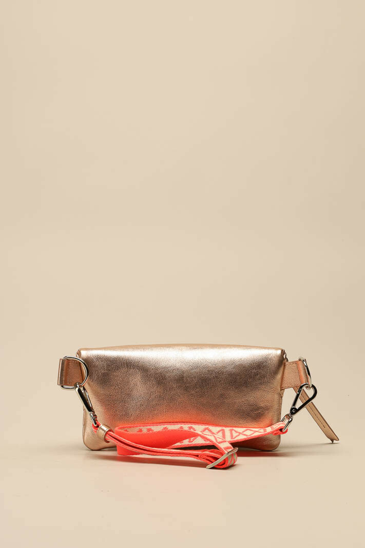 Rosegoud Cross body image