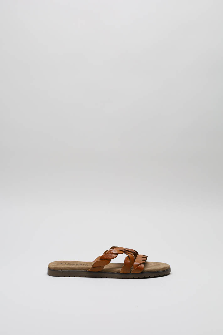 Cognac Slipper